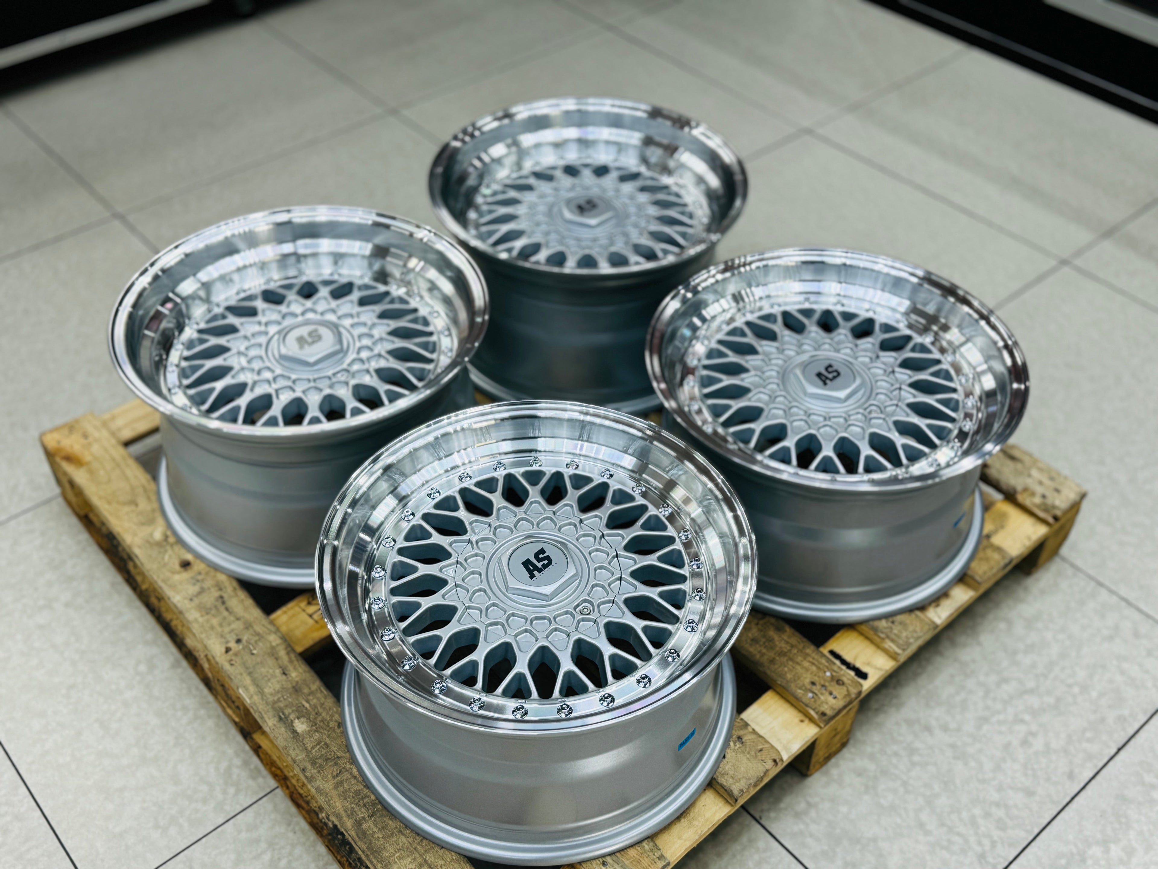 16” AS-MESH 8/9j 4/100 & 5/100 multi hole  SILVER