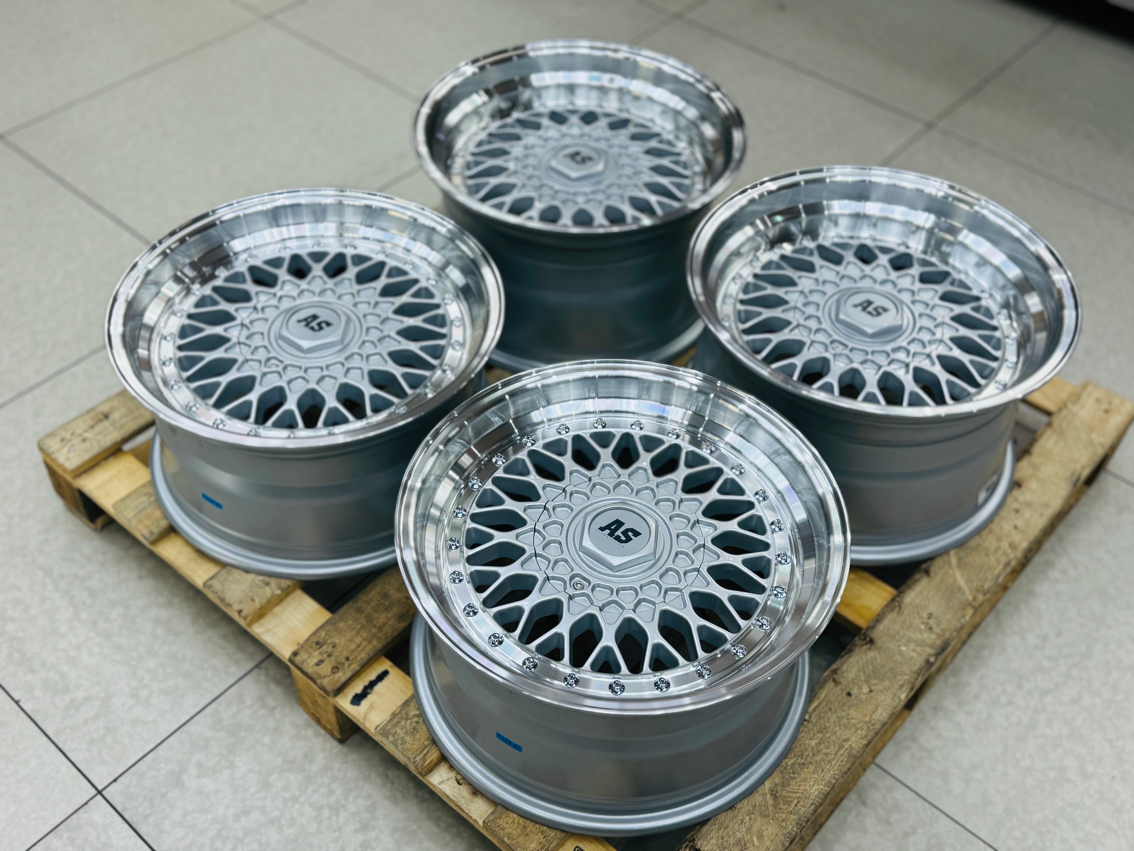 16” AS-MESH 8/9j 4/100 & 5/100 multi hole  SILVER