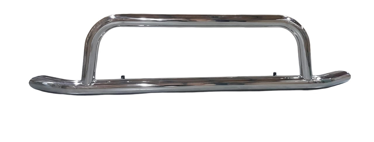 TOYOTA QUANTAM  NUDGE BAR CHROME