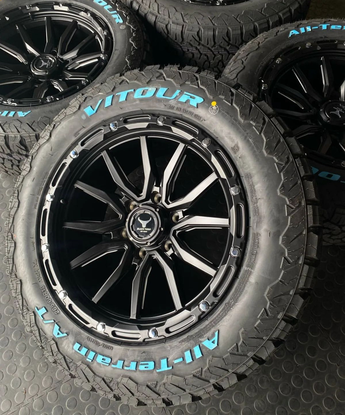 265/60/18 VITOUR ALL TERRAIN WHITE LETTER  TYRE