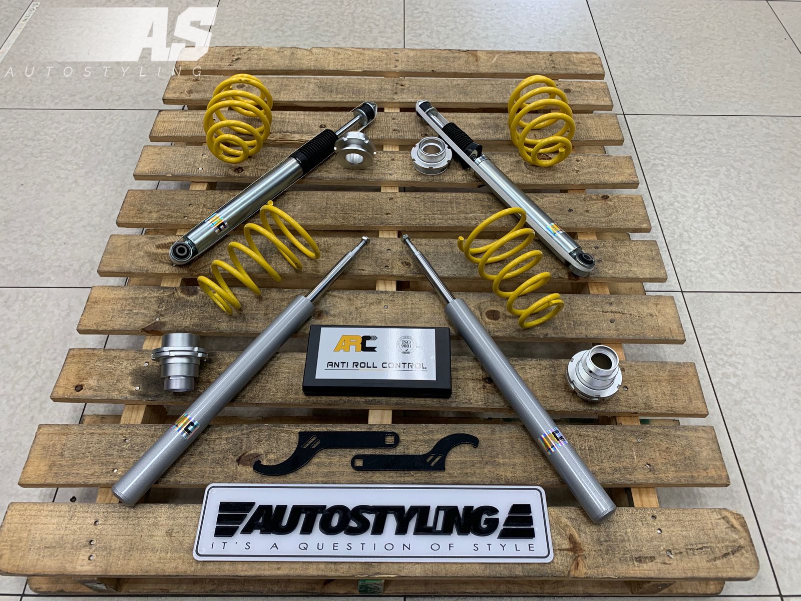 ARC COILOVERS BMW E30
