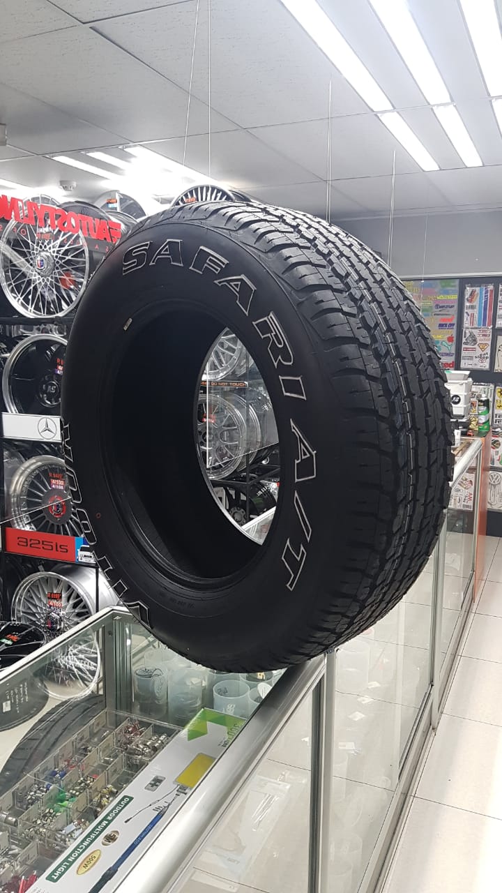 285/60/18 VITOUR SAFARI A/T TYRE WHITE LETTER