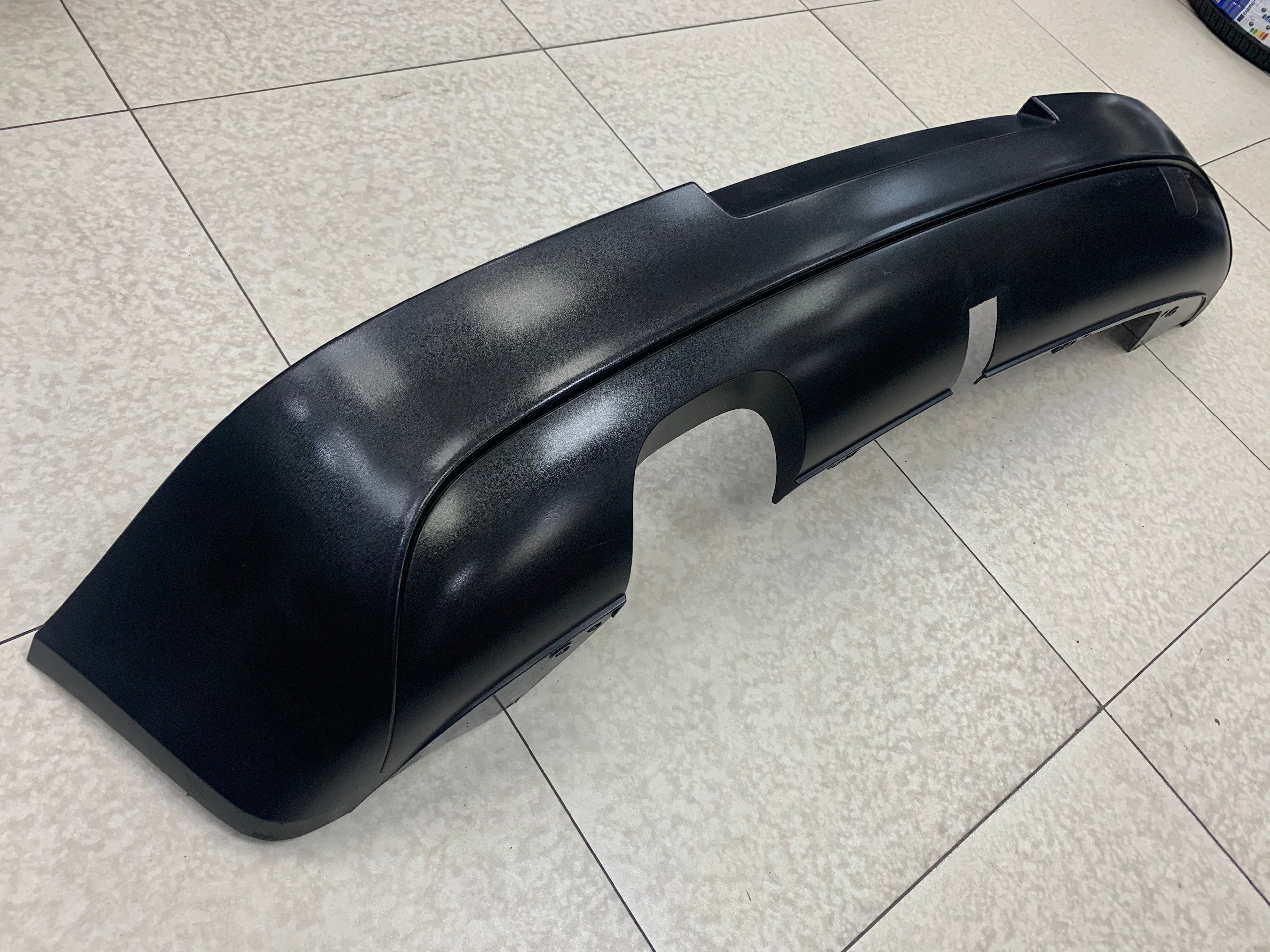 OEM preowned GOLF 5 GTI REAR BUMPER APPRON