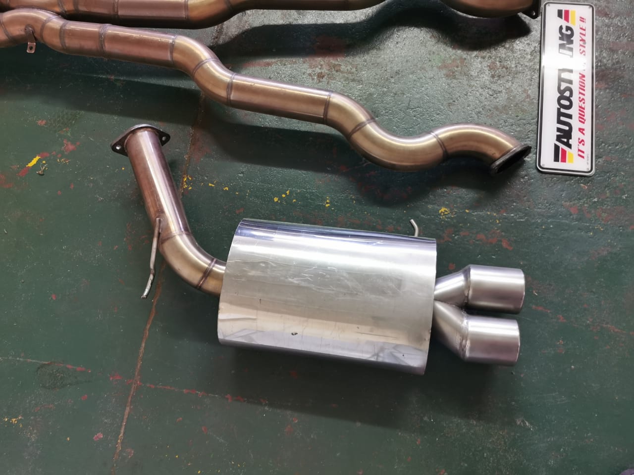 BMW F10 M5 STRAIGHT PIPE EXHAUST SYSTEM