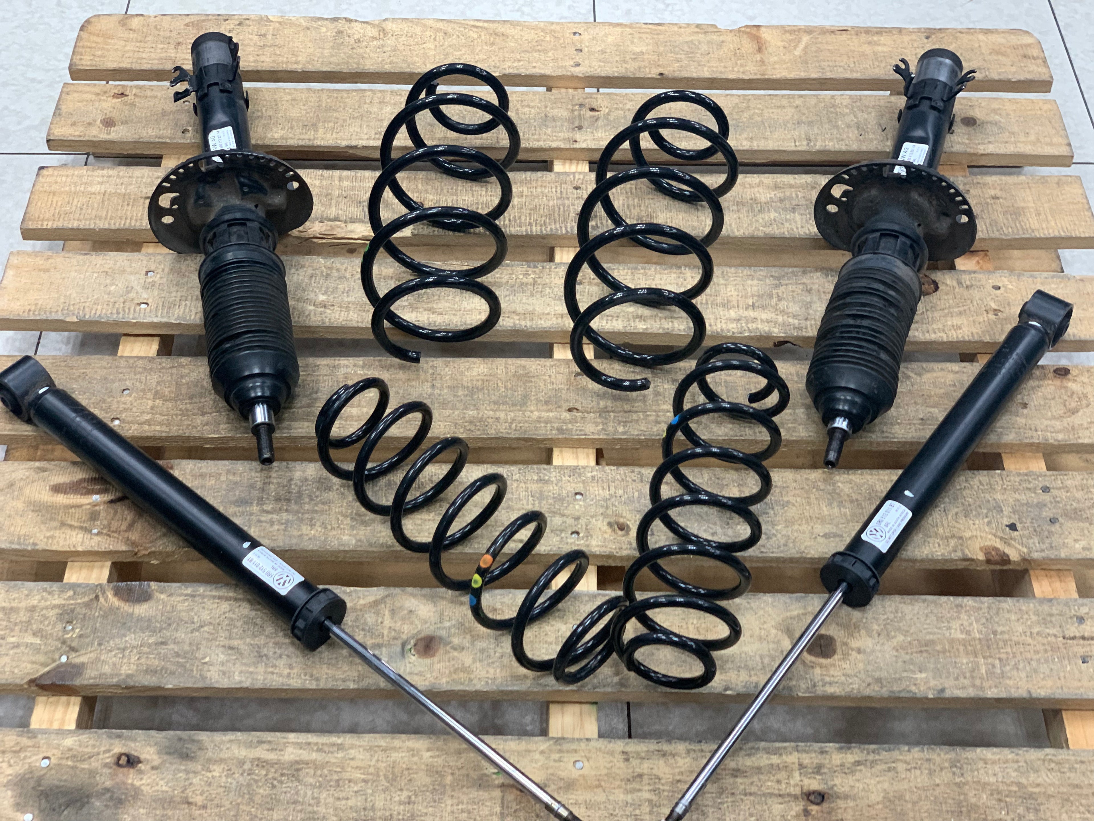POLO 6 OEM SHOCKS & SPRINGS