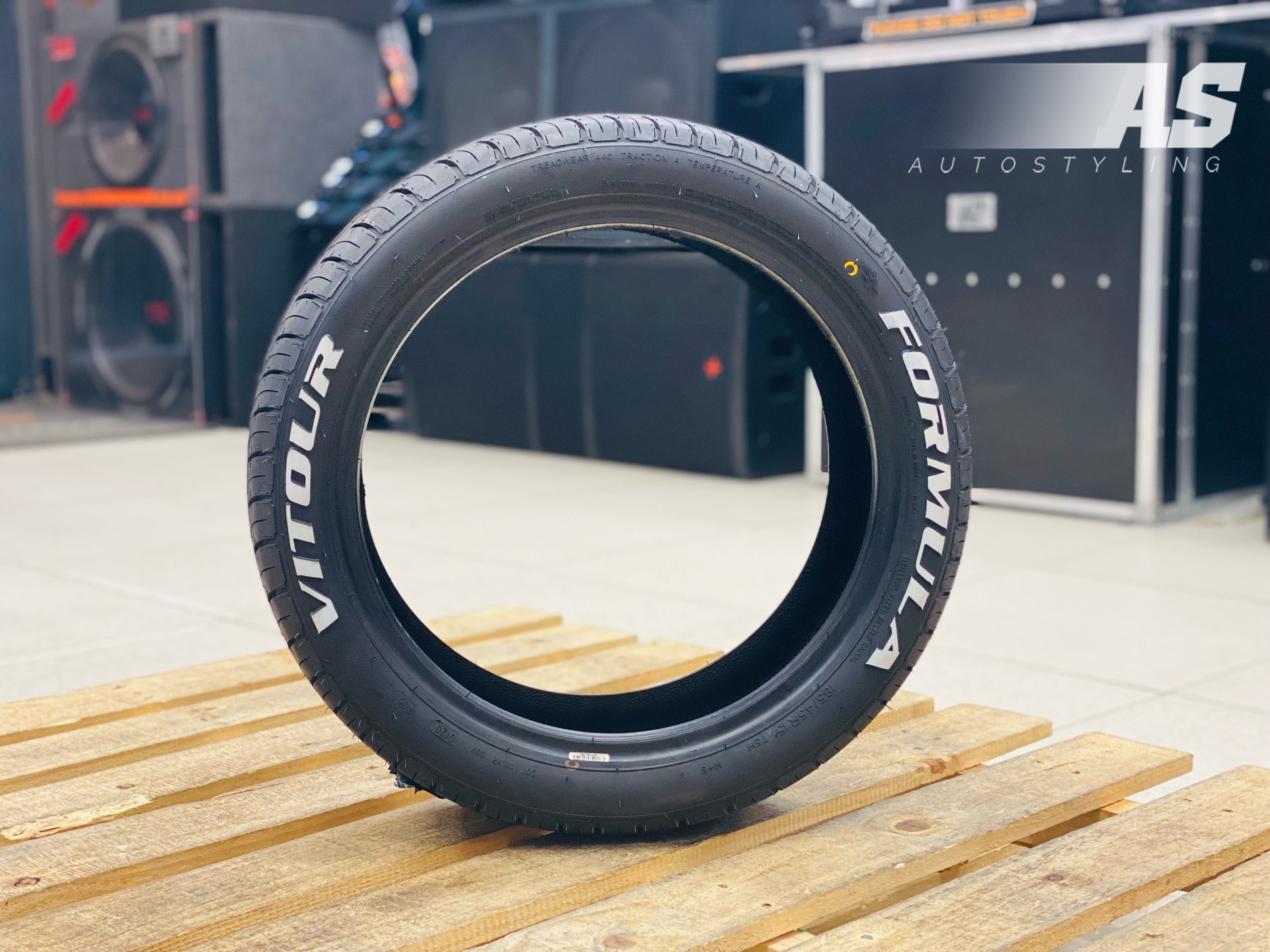 195/45/15 VITOUR FORMULA TYRE