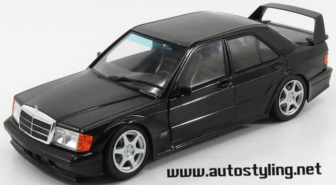 SOLIDO 1:18 SCALE MODEL CAR MERCEDES 190E EVO2