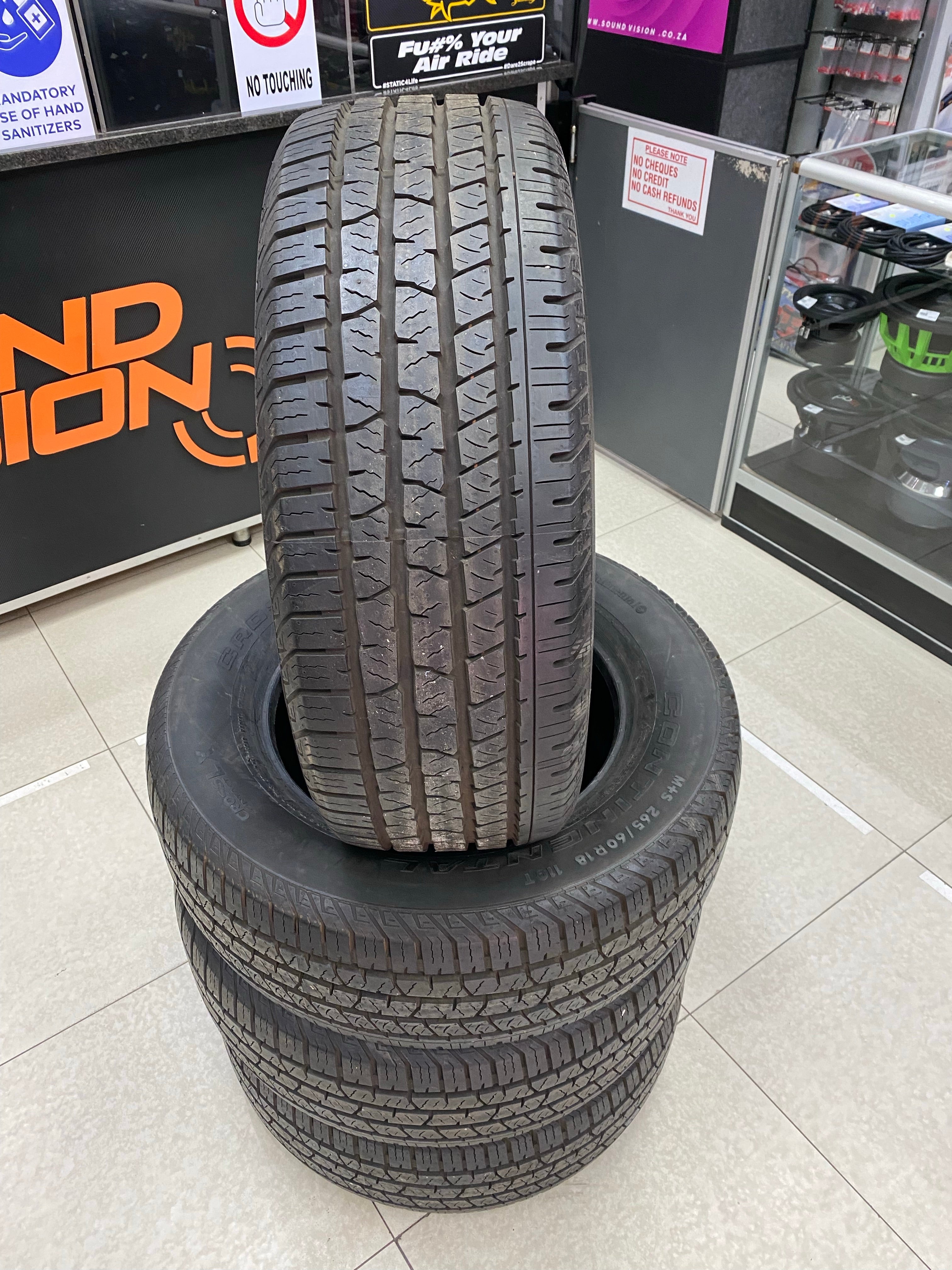 265/60/18 Continental cross contact LX ( used ) tyres