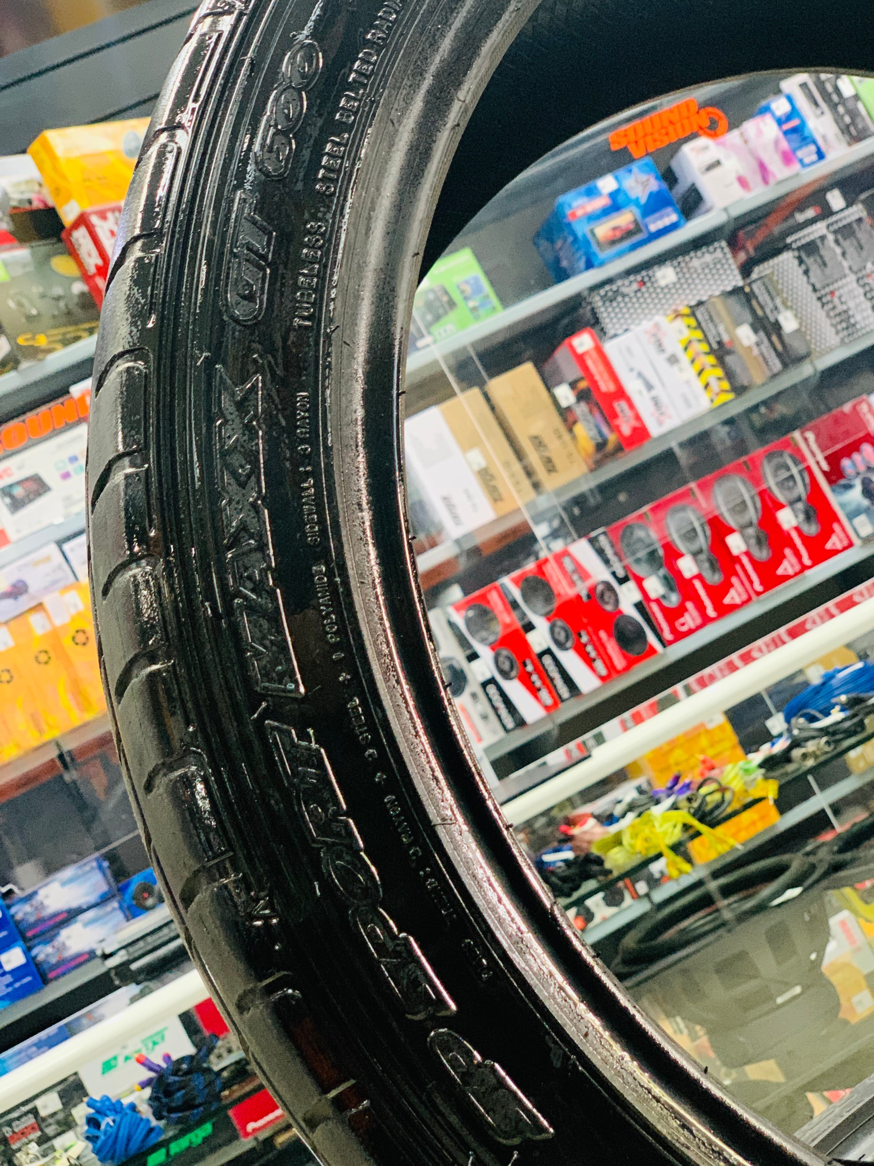 Dunlop tyres pre owned for Nissan gtr 35