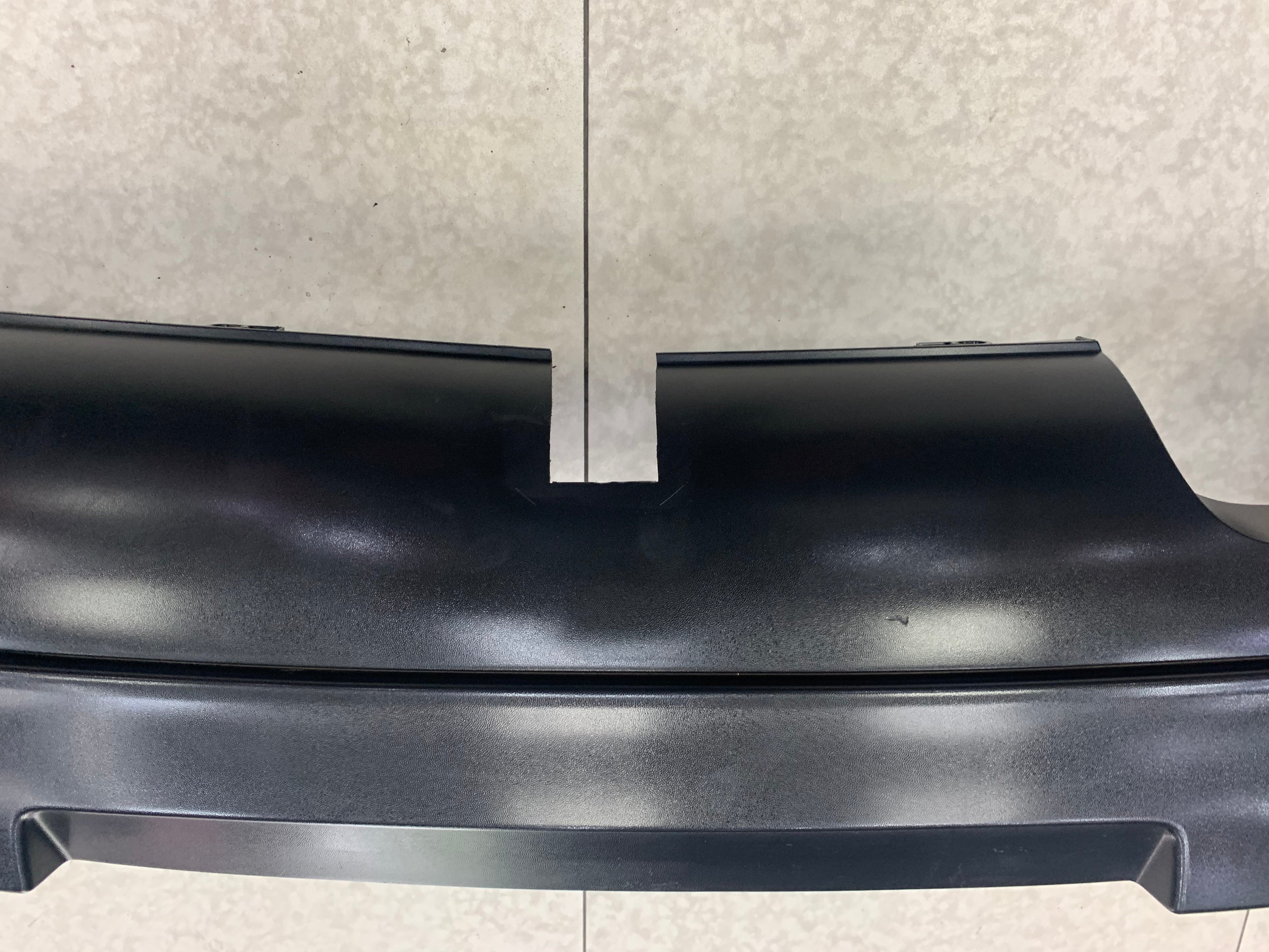 OEM preowned GOLF 5 GTI REAR BUMPER APPRON